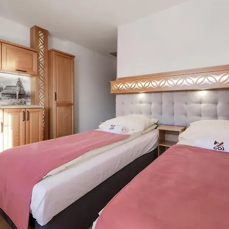 Gorski Osrodek Jezdziecki - Sniadania - Termy Bed and Breakfast 3*