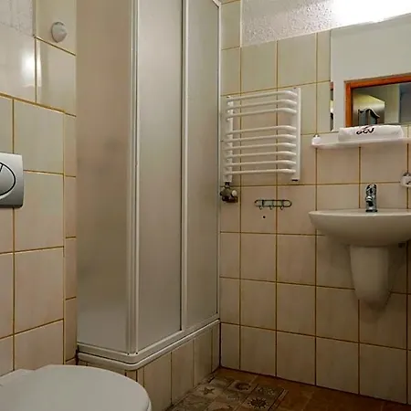 Gorski Osrodek Jezdziecki - Sniadania - Termy Bed & Breakfast